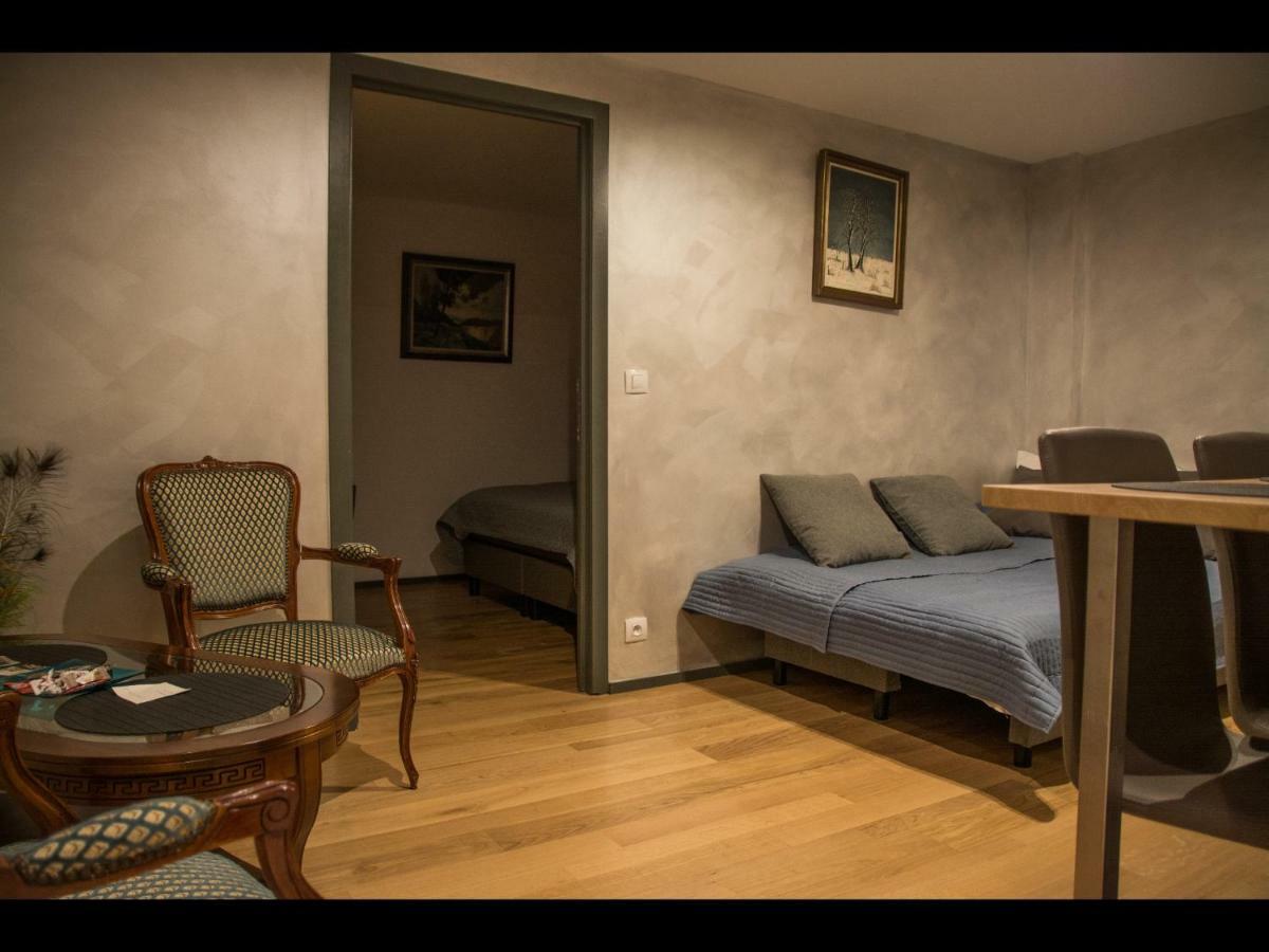 Au Manoir Des Vallees Maffe Kültér fotó